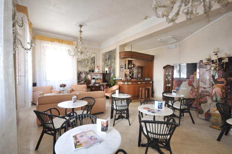 C-Hotels De Rose Palace Floransa Dış mekan fotoğraf