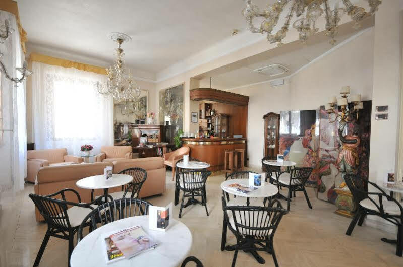 C-Hotels De Rose Palace Floransa Dış mekan fotoğraf